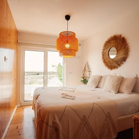 We Surf House 3*
