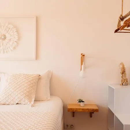 We Surf House Bed & Breakfast Figueira da Foz