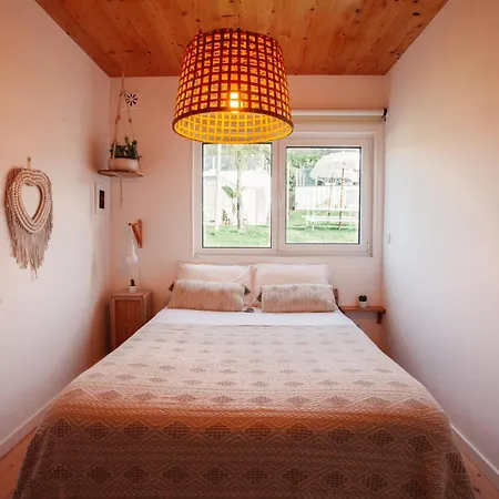We Surf House Couette-café *
