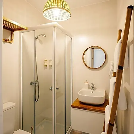 We Surf House Bed & Breakfast 3*