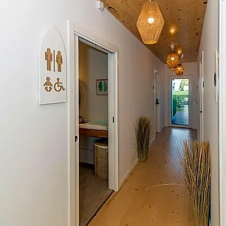 Bed & Breakfast We Surf House