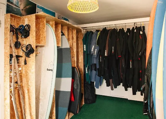 We Surf House 3* Фигейра-да-Фош