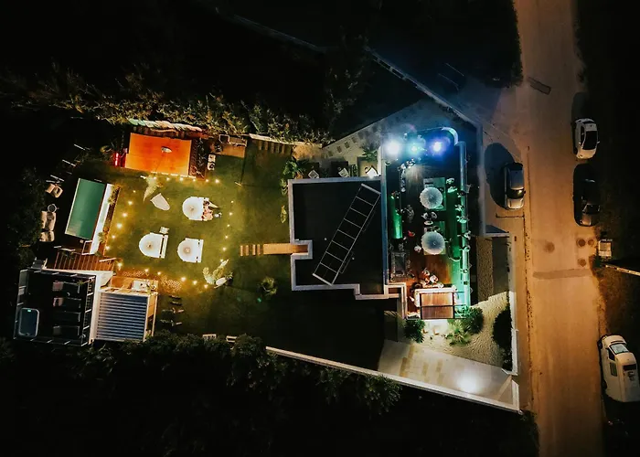 Couette-café We Surf House