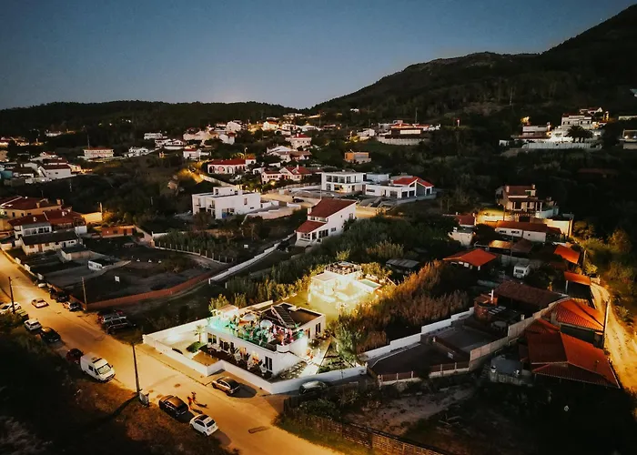 Couette-café We Surf House 3*